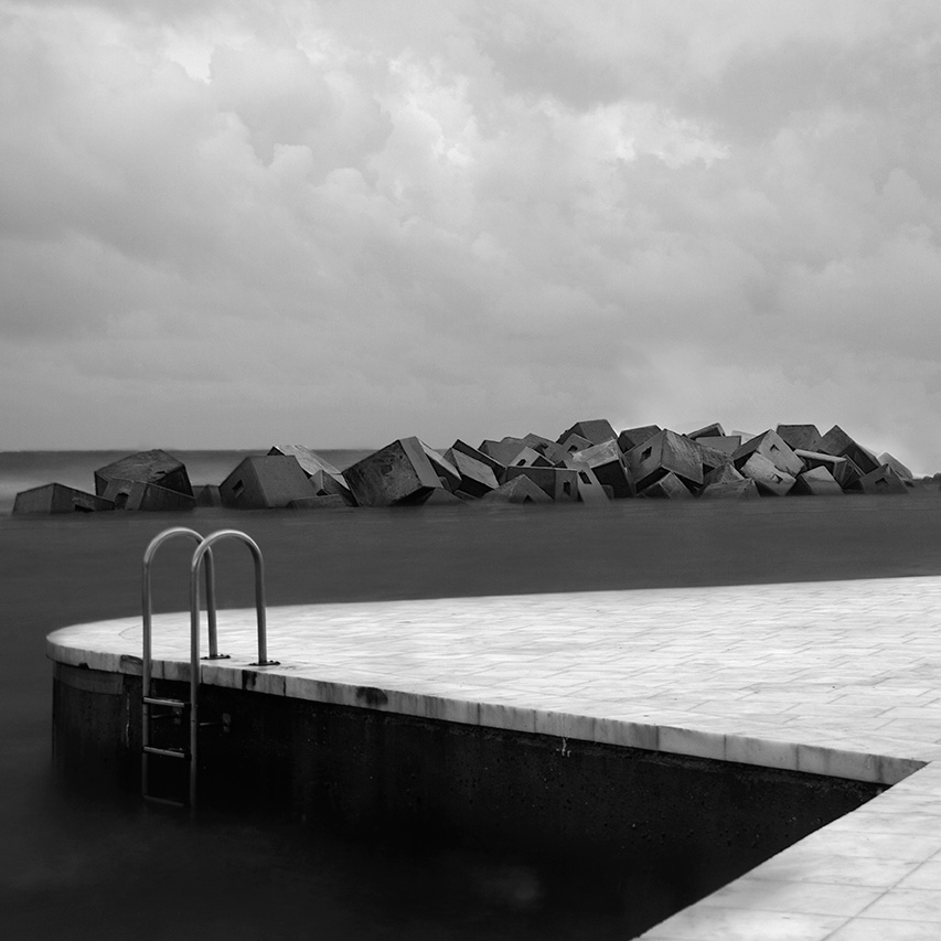 Barcelona and the Sea — image 3